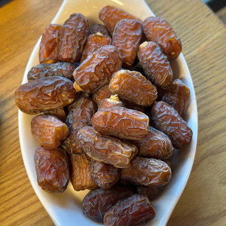 Piarom Dates Irani